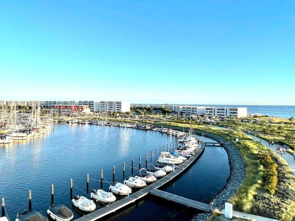 Burgtiefe auf FehmarnMarina Viewアパートメント エクステリア 写真